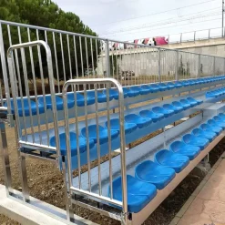 Grada desmontable estándar| Gradas