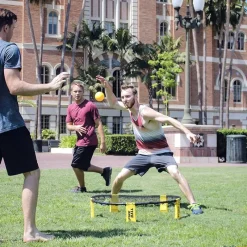 Spikeball| Juegos De Lanzamiento Y Recepción