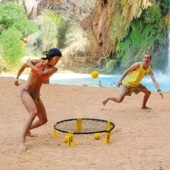 Spikeball| Juegos De Lanzamiento Y Recepción